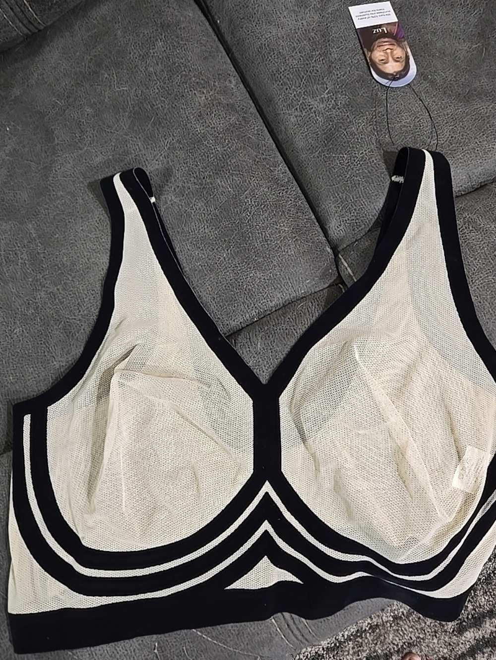 Classic Contrast Wired Bra - Cream/Black